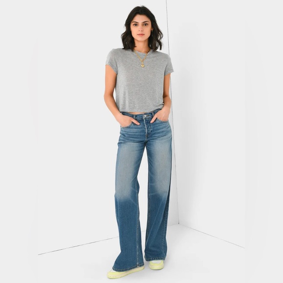 Re/Done Mid Rise Wide Leg Jeans - size 31 - NWT $295 - Picture 2 of 4